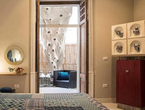 Atelier Ines B&B Home Gallery Naples Luaran gambar